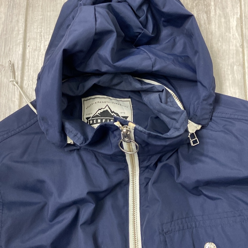 $ 250 Penfield nylon, fully lined water repellent, jacket like new - Picture 6 of 11
